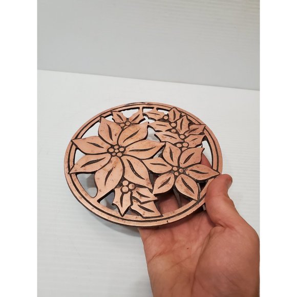 Beautiful leafs design cast copper circular round trivet.Trivet - Pot ho… - Picture 5 of 10